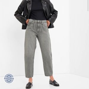 Gap High Rise Barrel sz 27